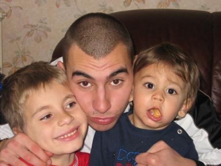 tous les trois